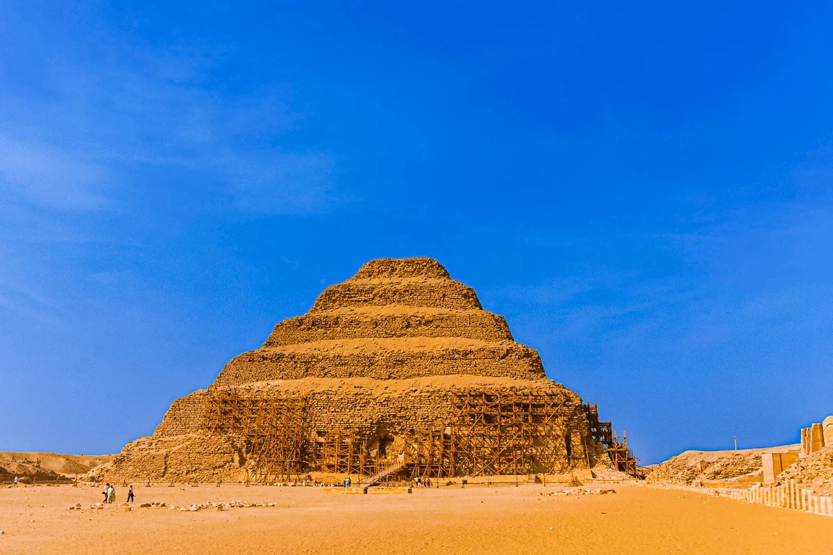 Tour To Giza Pyramids & Memphis & Dahshur And Sakkara