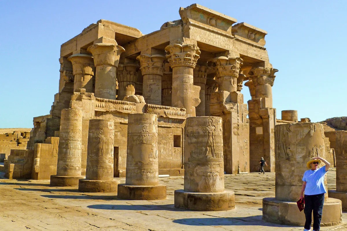 Tour to Kom Ombo and Edfu Temples from Aswan