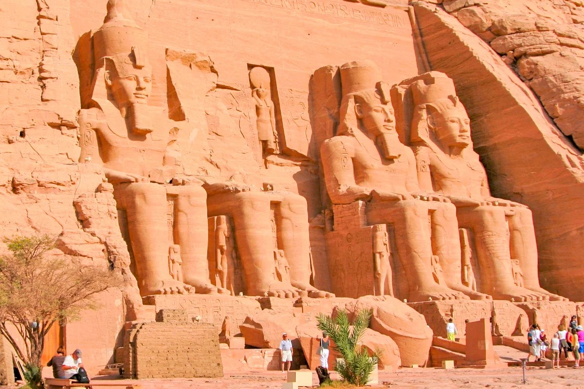 Trip to Abu Simbel from Aswan by car