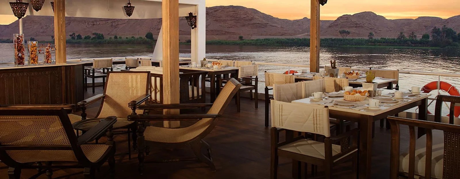 Movenpick Prince Abbas Lake Cruise